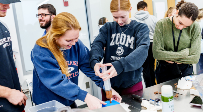 Students working in food science lab. 